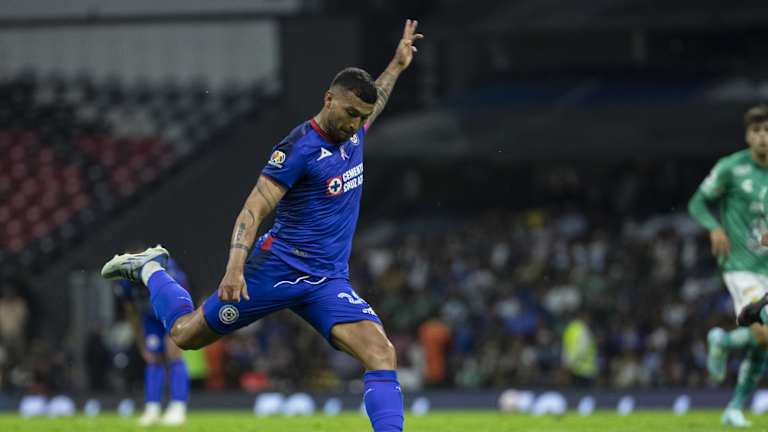 Juan Escobar habla tras su controversial salida de Cruz Azul